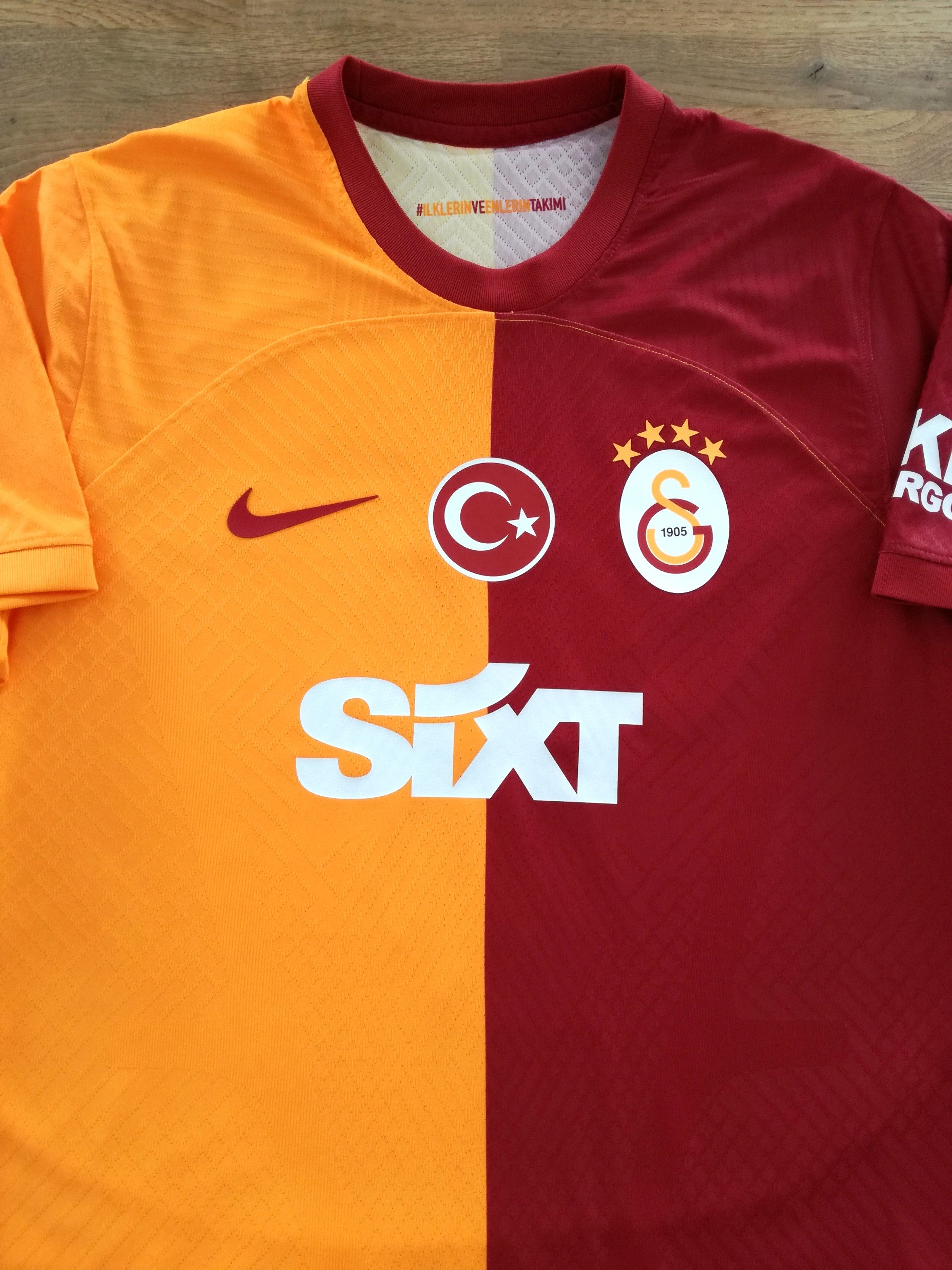 2023/24 Galatasaray Home Authentic Football Shirt