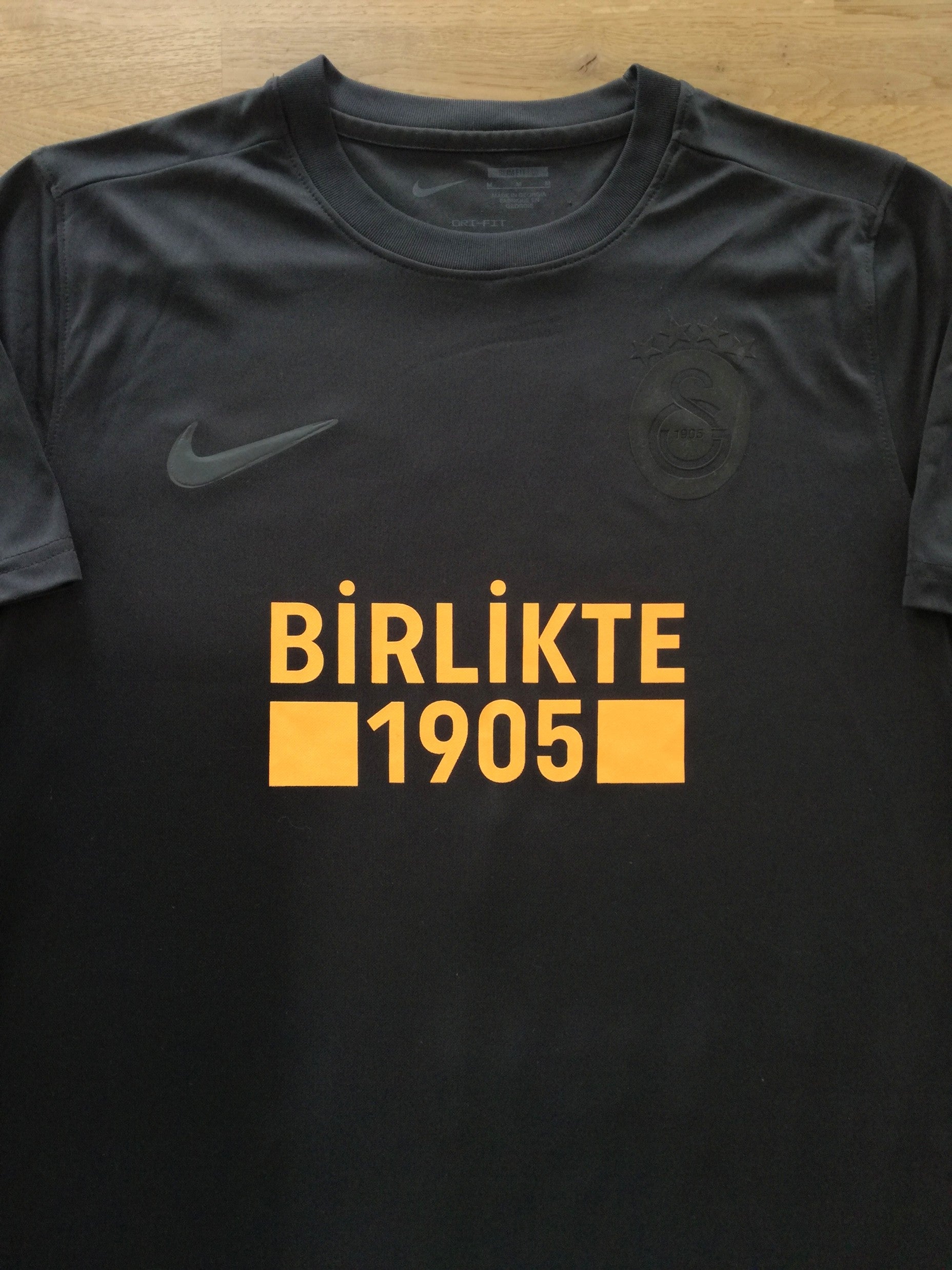 2022/23 Galatasaray Special Edition Football Shirt