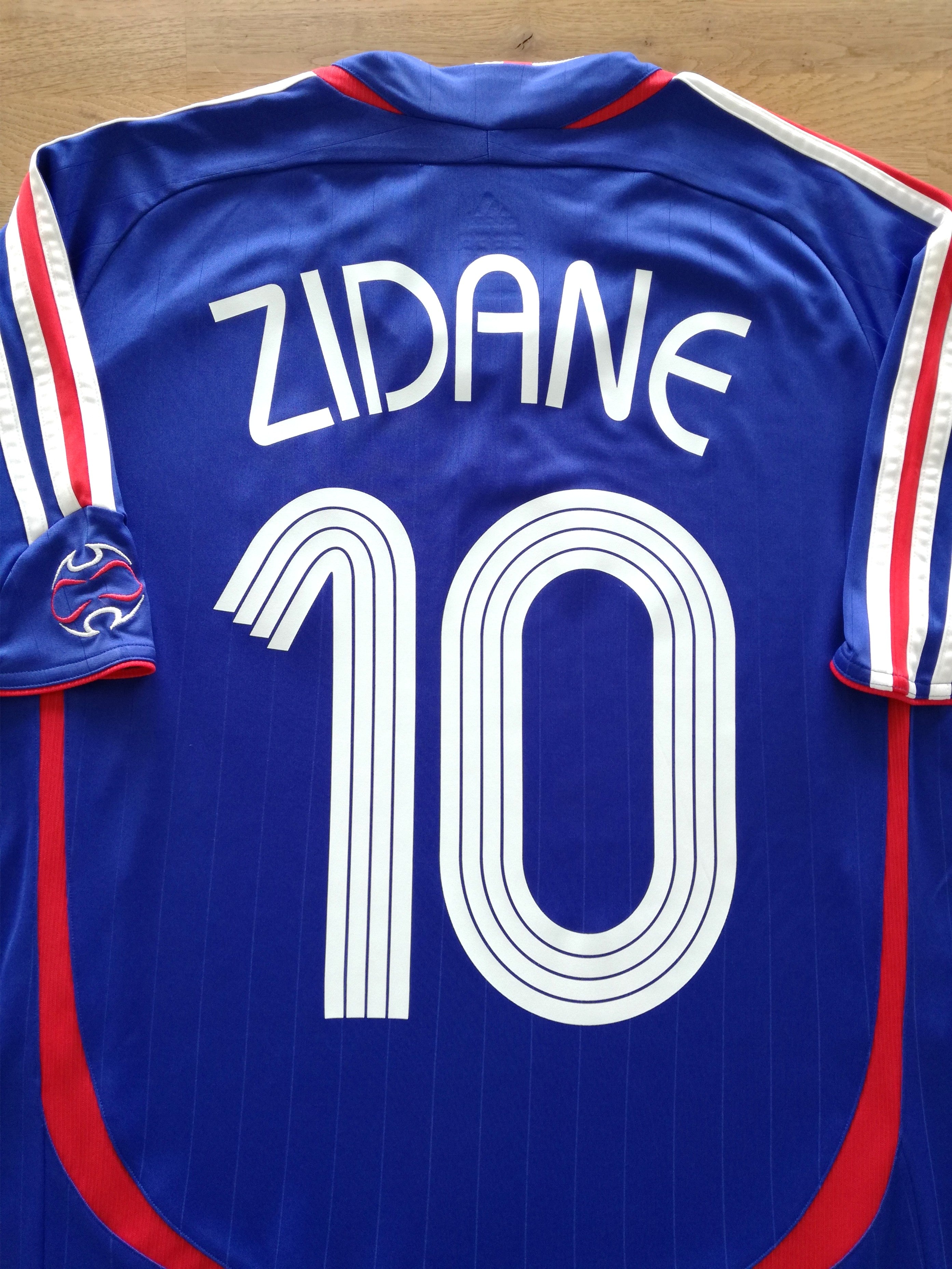 2006/07 France Home Football Shirt Zidane #10