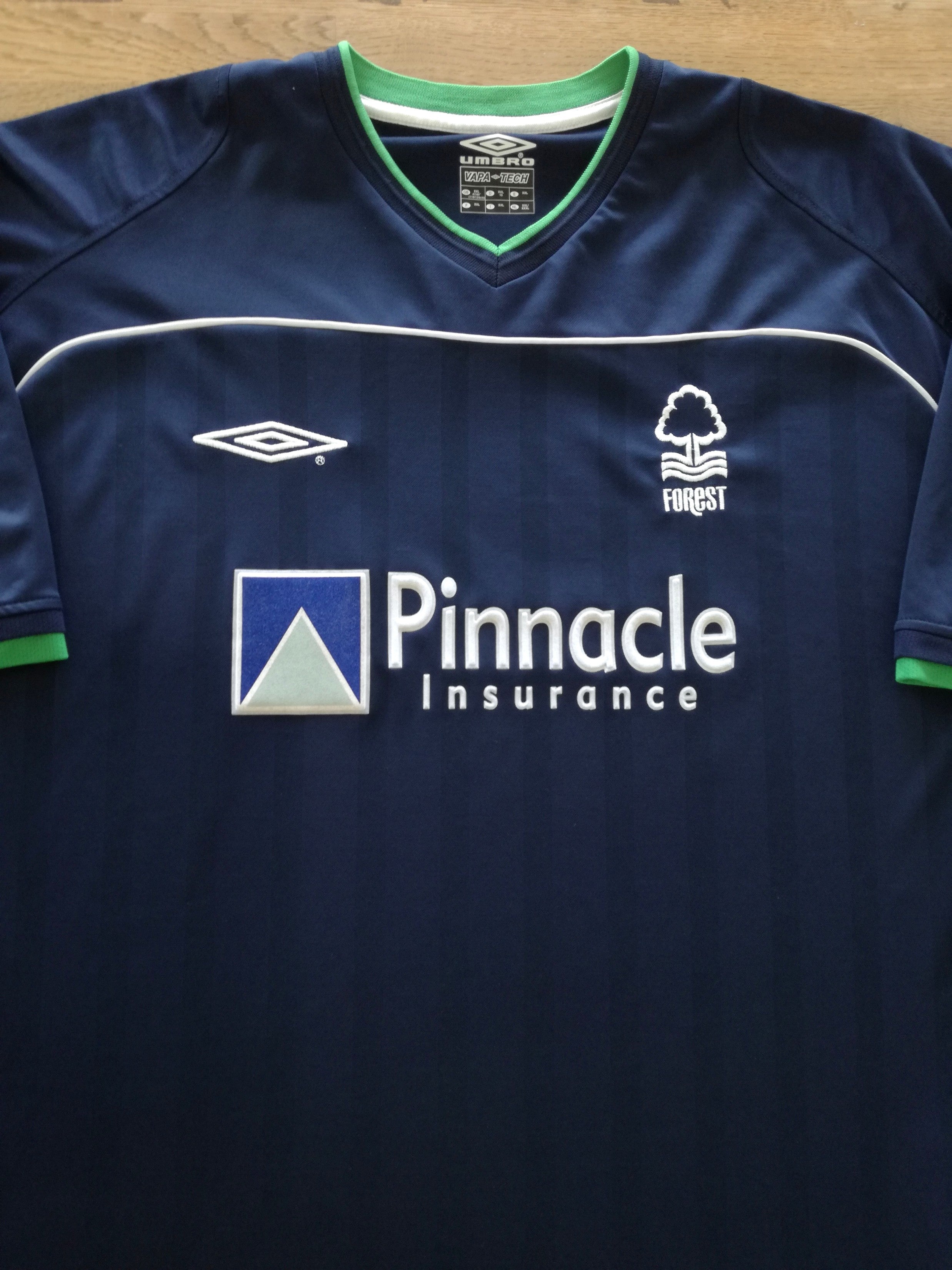 2001/02 Nottingham Forest 3rd Football Shirt
