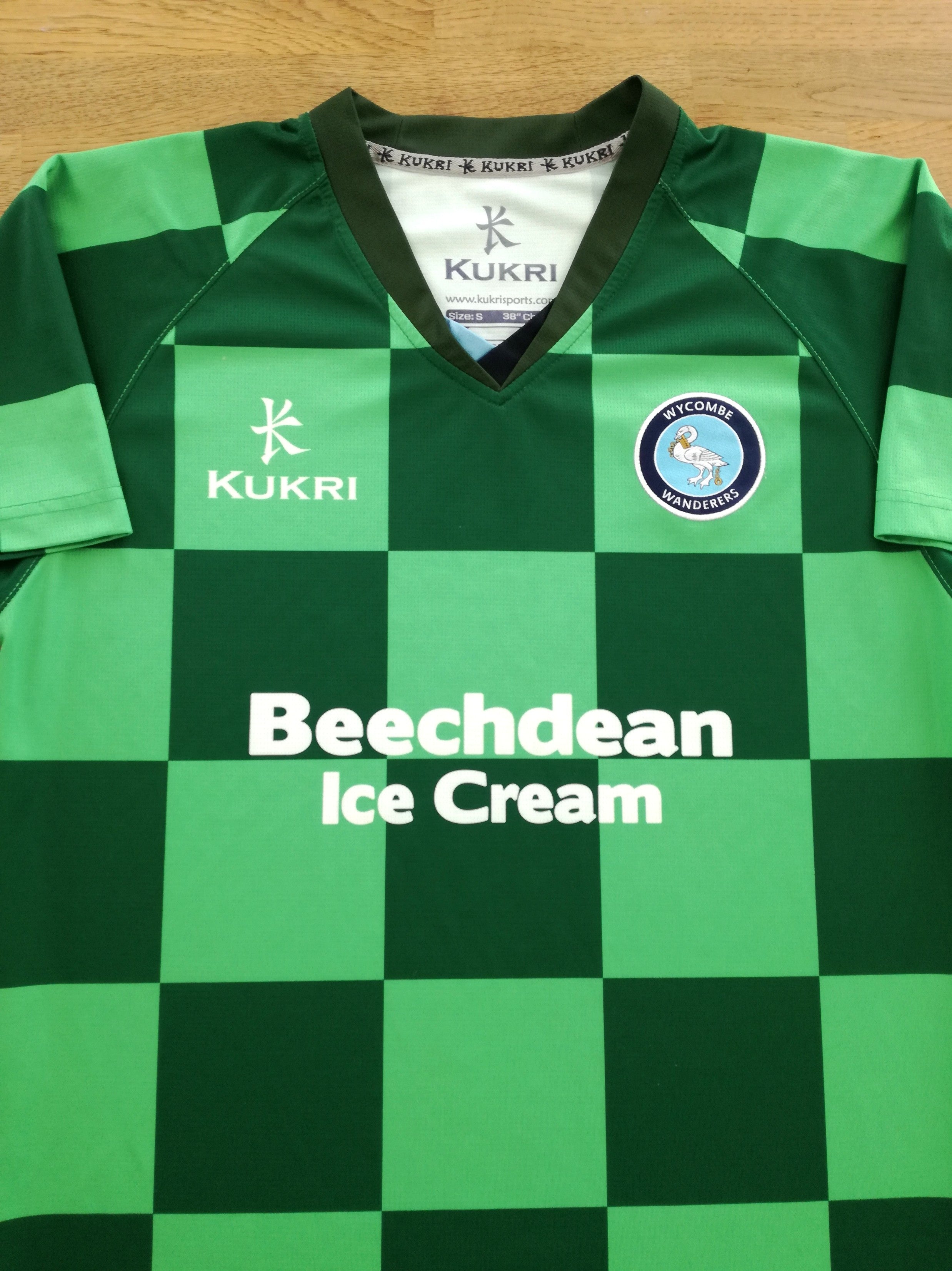 2014/15 Wycombe Wanderers GK Football Shirt