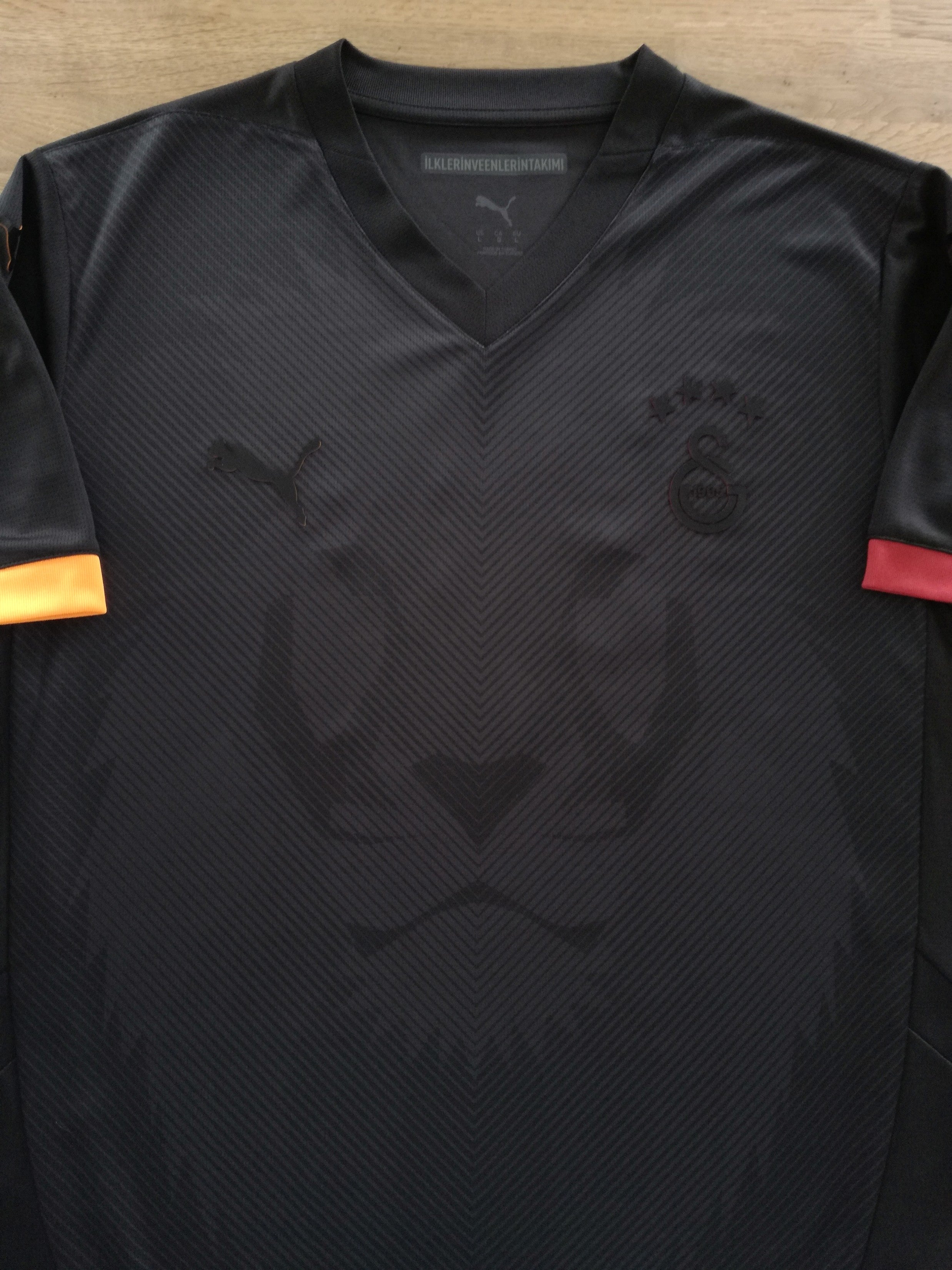 2024/25 Galatasaray 4th Football Shirt