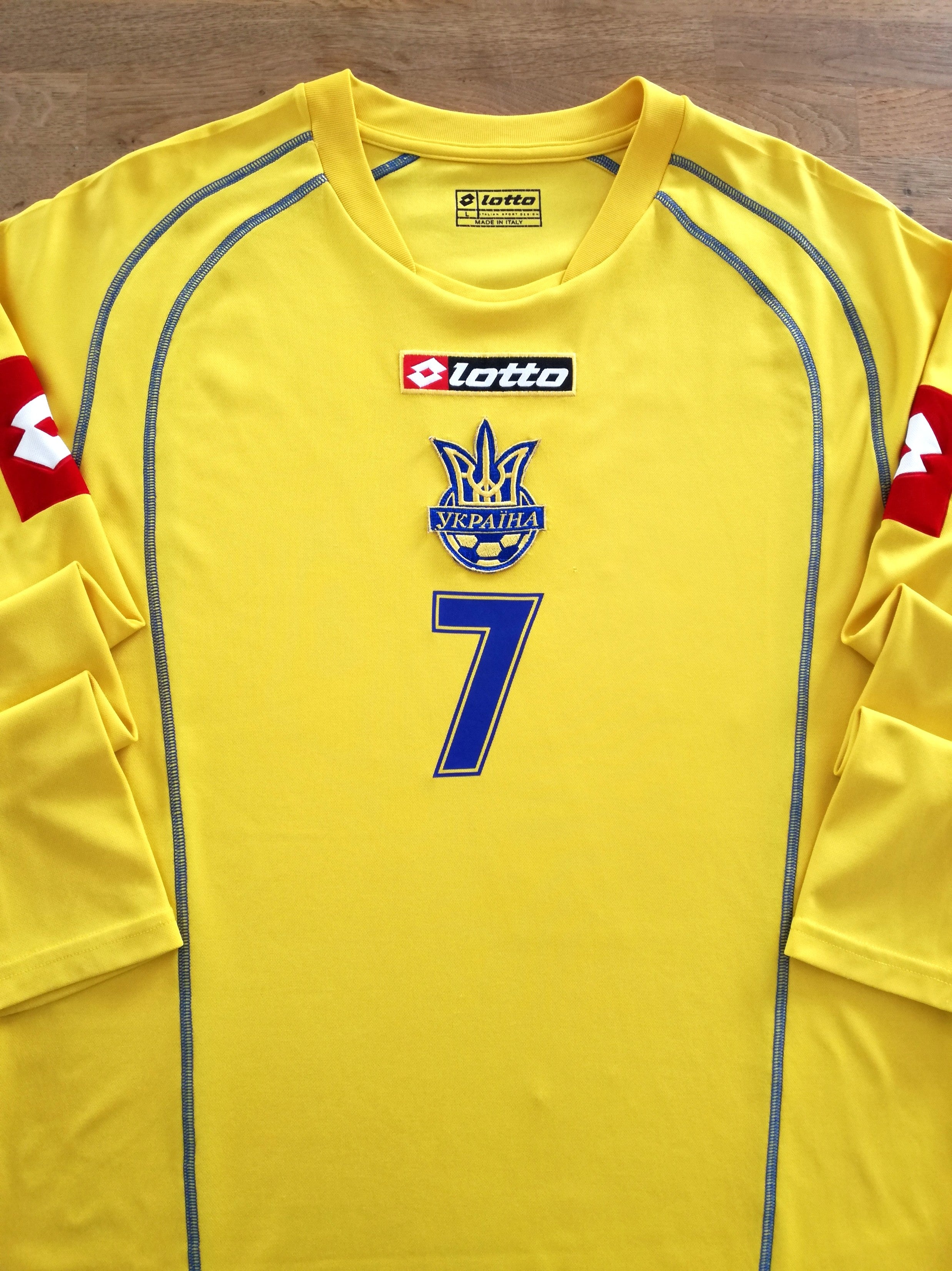 2005/06 Ukraine Home Long Sleeve Football Shirt Shevchenko #7