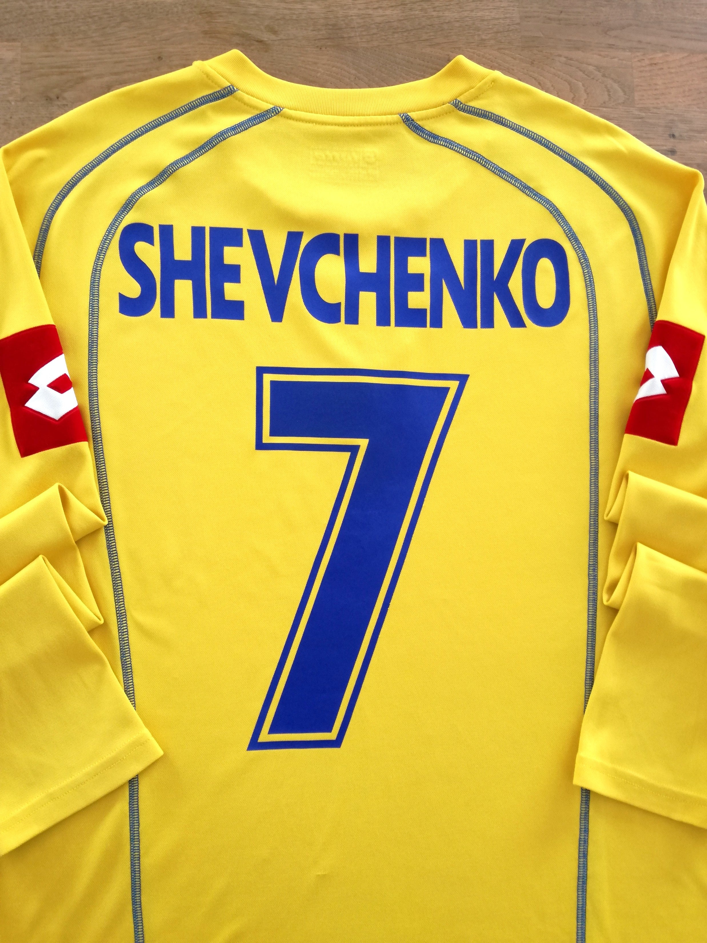 2005/06 Ukraine Home Long Sleeve Football Shirt Shevchenko #7