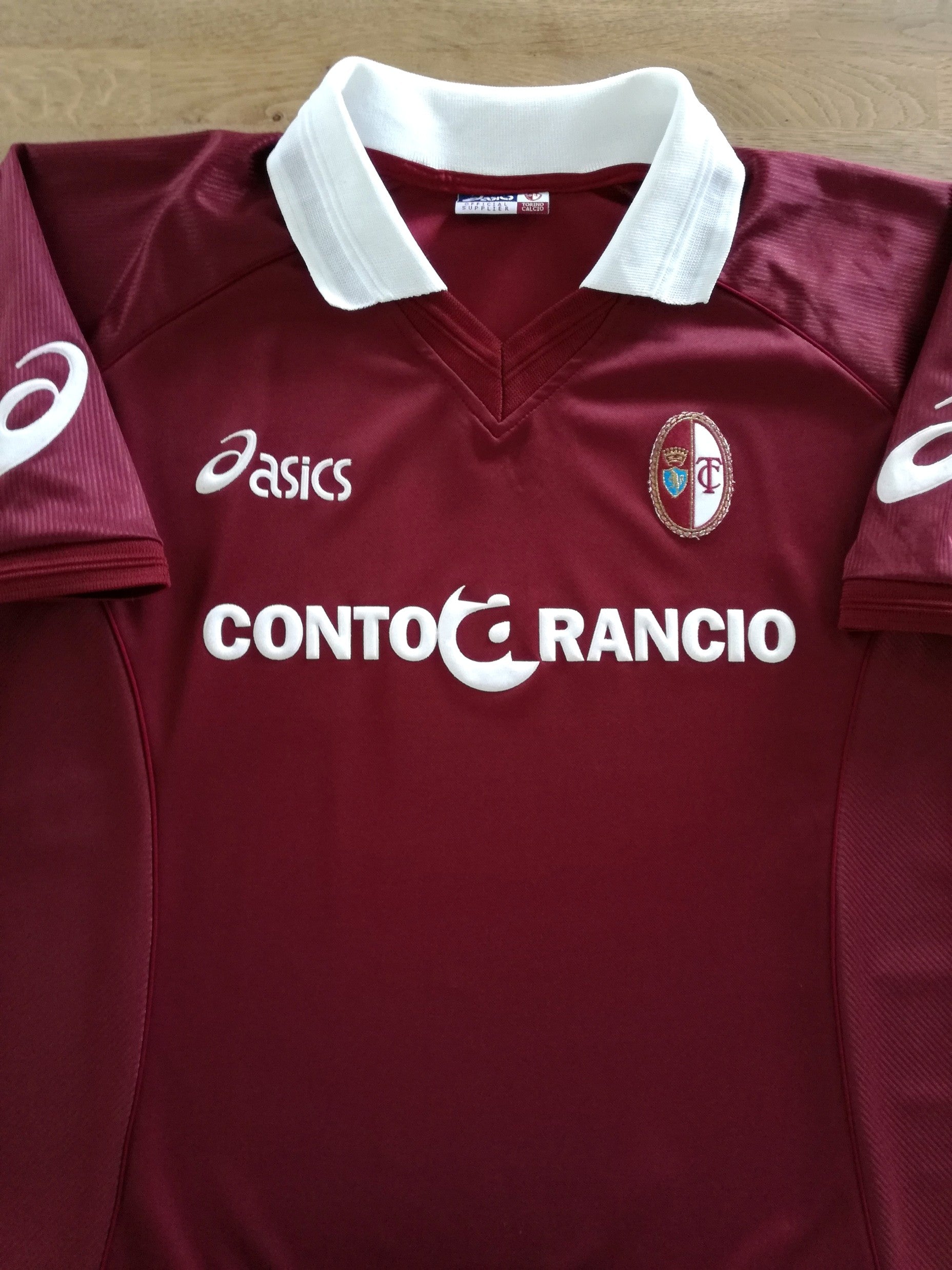 2001/02 Torino Home Football Shirt