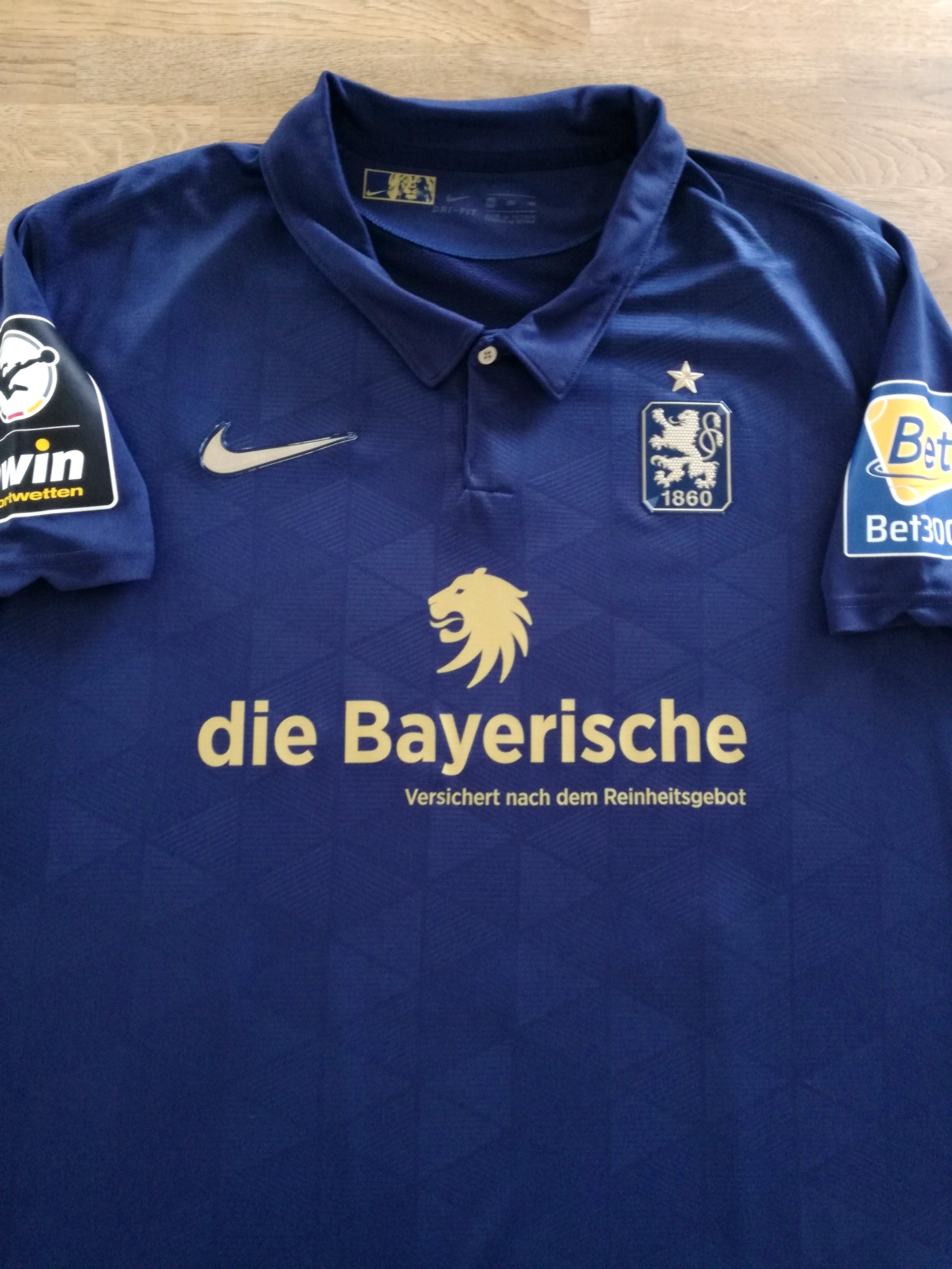 2021/22 1860 Munich Away Football Shirt