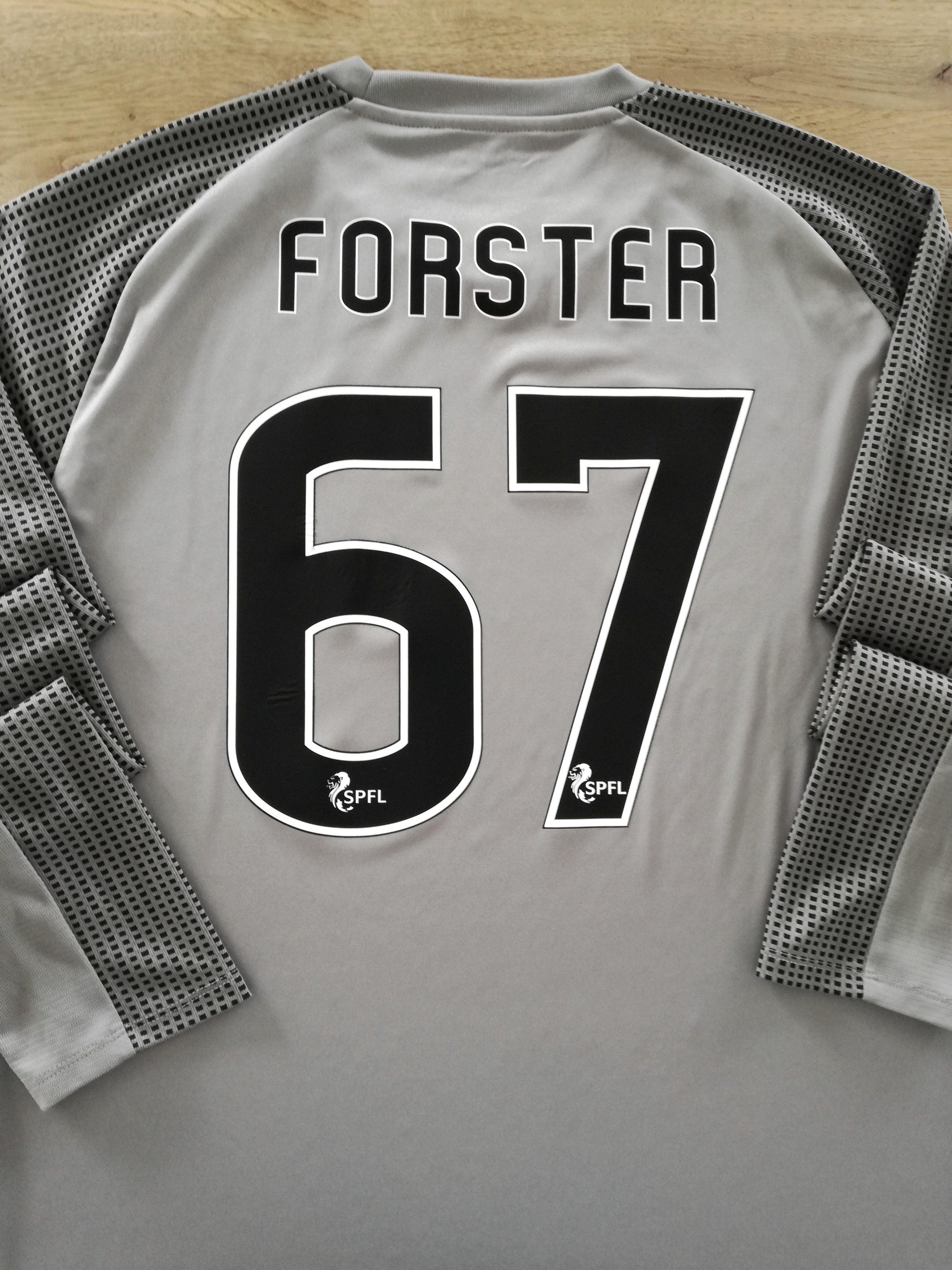 2018/19 Celtic GK SPL Football Shirt Forster #67