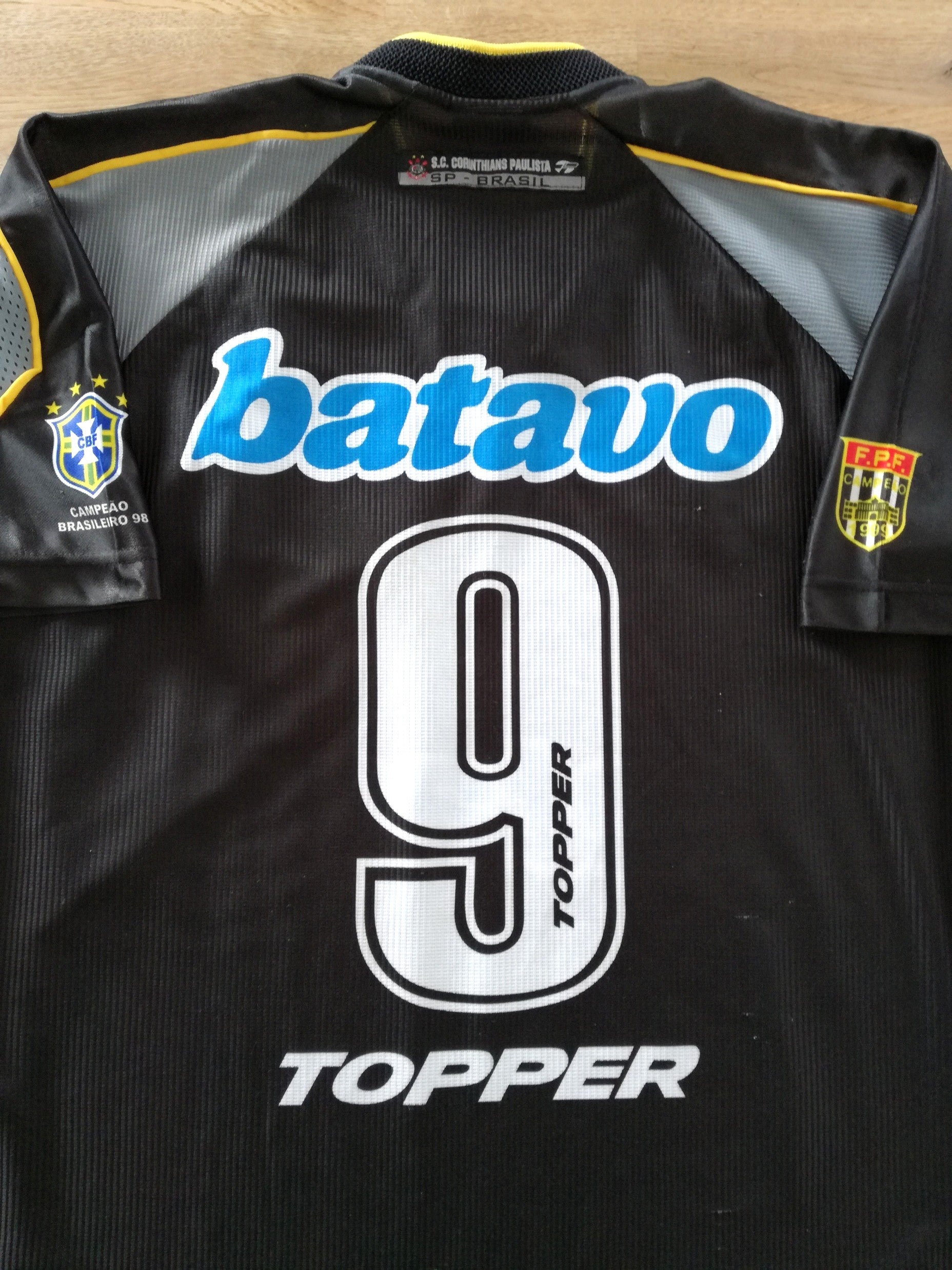 1999 Corinthians 3rd Football Shirt #9