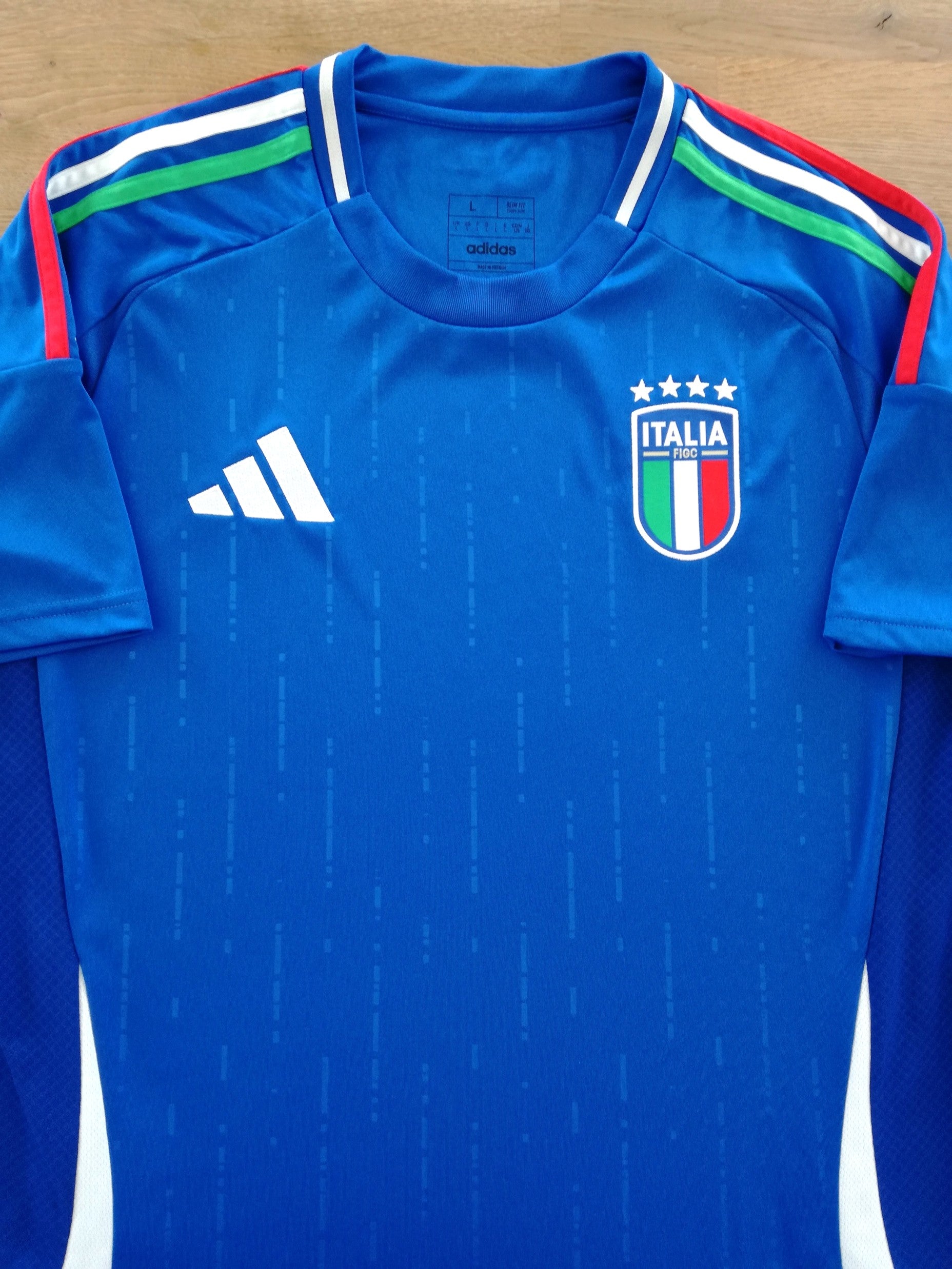 2024/25 Italy Home Football Shirt