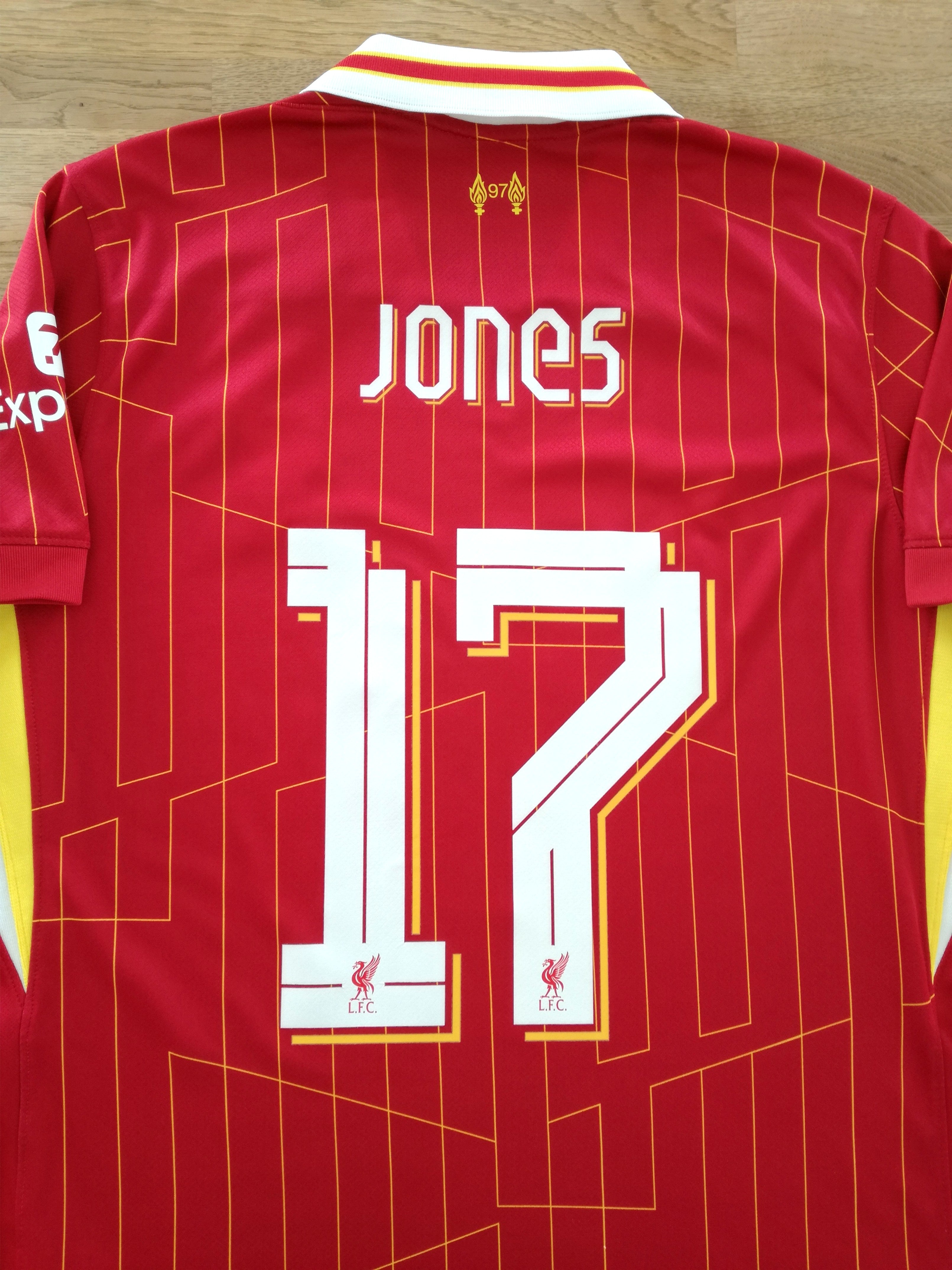 2024/25 Liverpool Home Football Shirt Jones #17