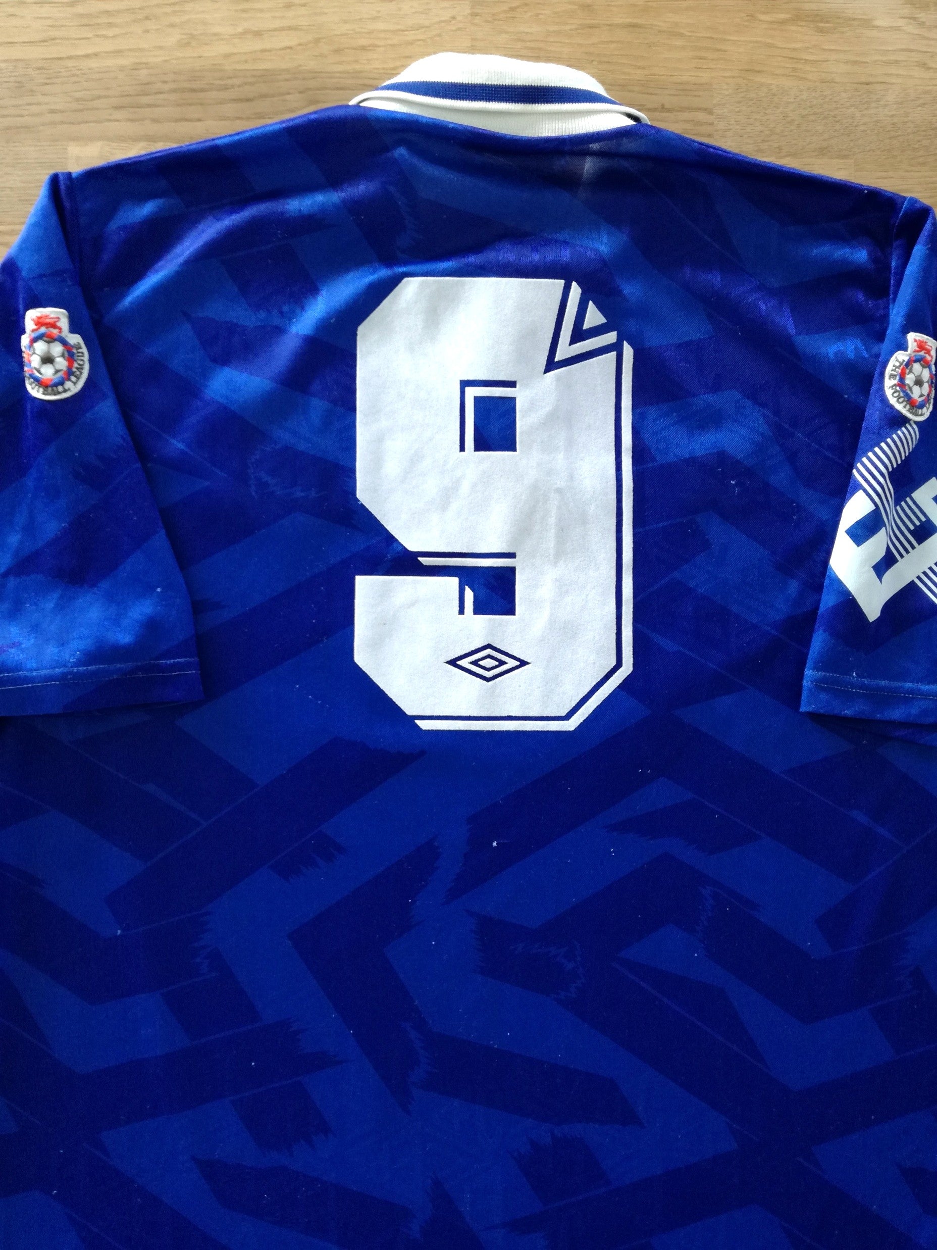 1992 Everton Home 1st Division Match Worn (vs Man Utd) Football Shirt #9 (Mo Johnston)