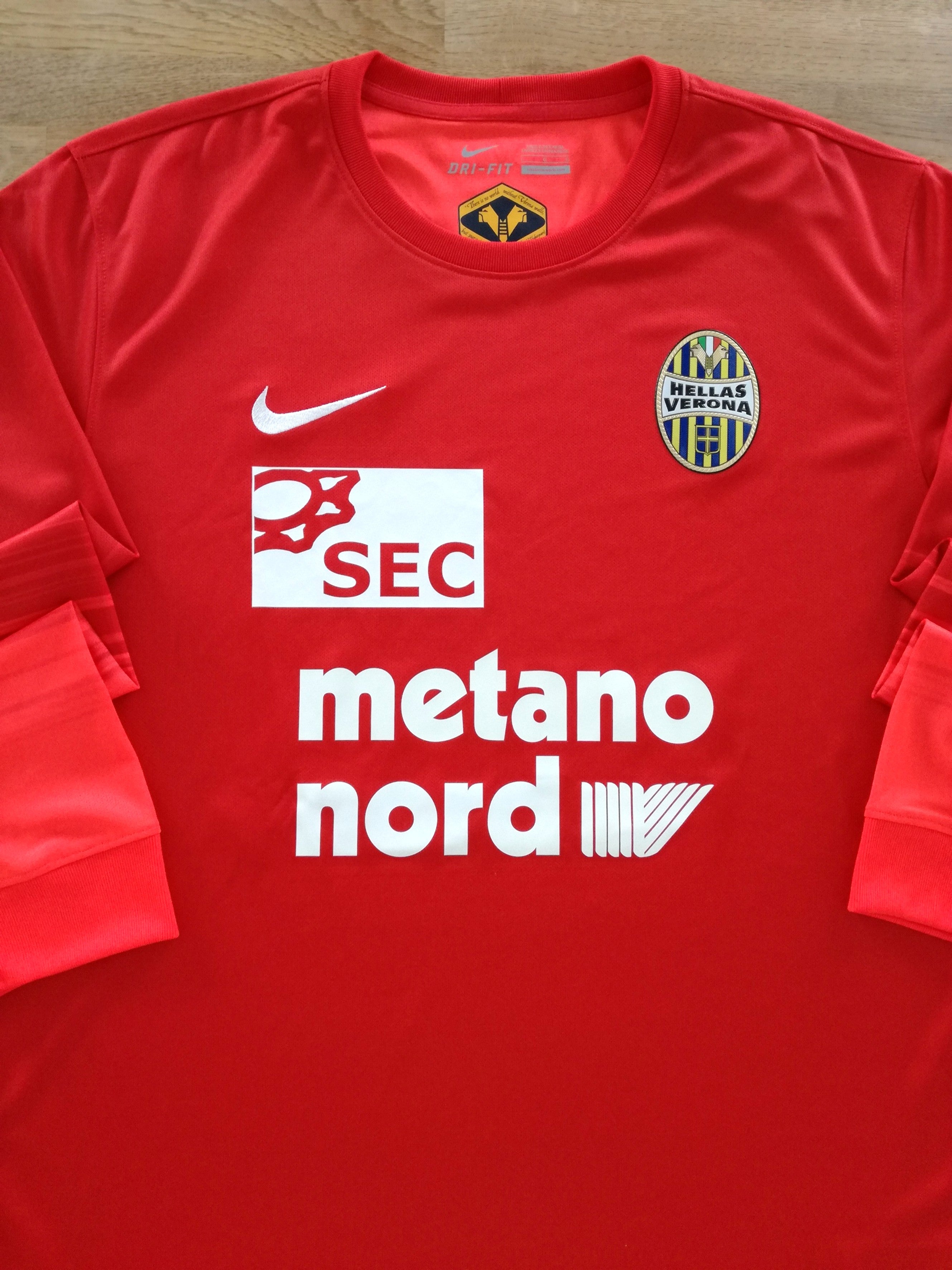 2015/16 Hellas Verona GK Football Shirt