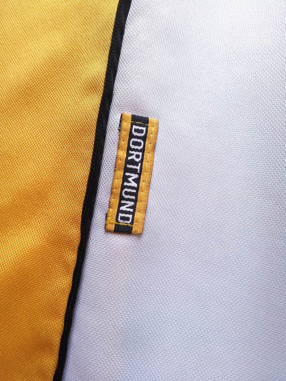 1998/99 Borussia Dortmund Home Football Shirt. (K)