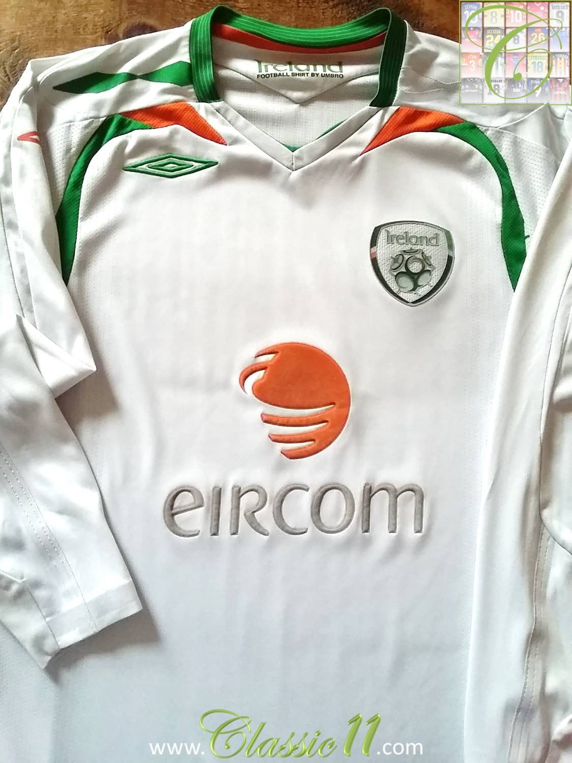 2007/08 Republic of Ireland Away Football Shirt. (L)