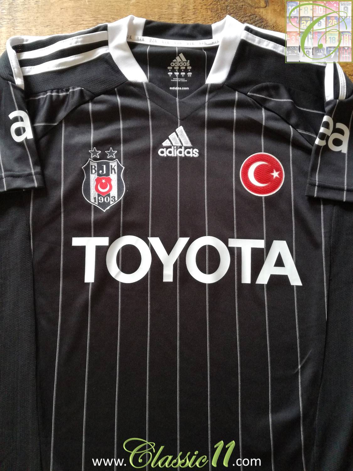 2011/12 Besiktas European Football Shirt (Y)