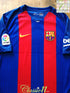 2016/17 Barcelona Home La Liga Football Shirt Piqué #3 (M)