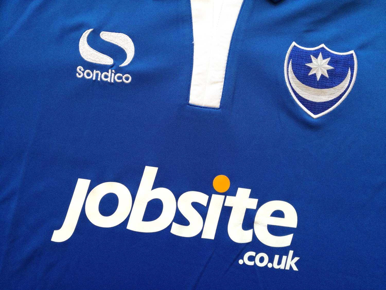 2015/16 Portsmouth Home Football Shirt. (M) *BNWT*