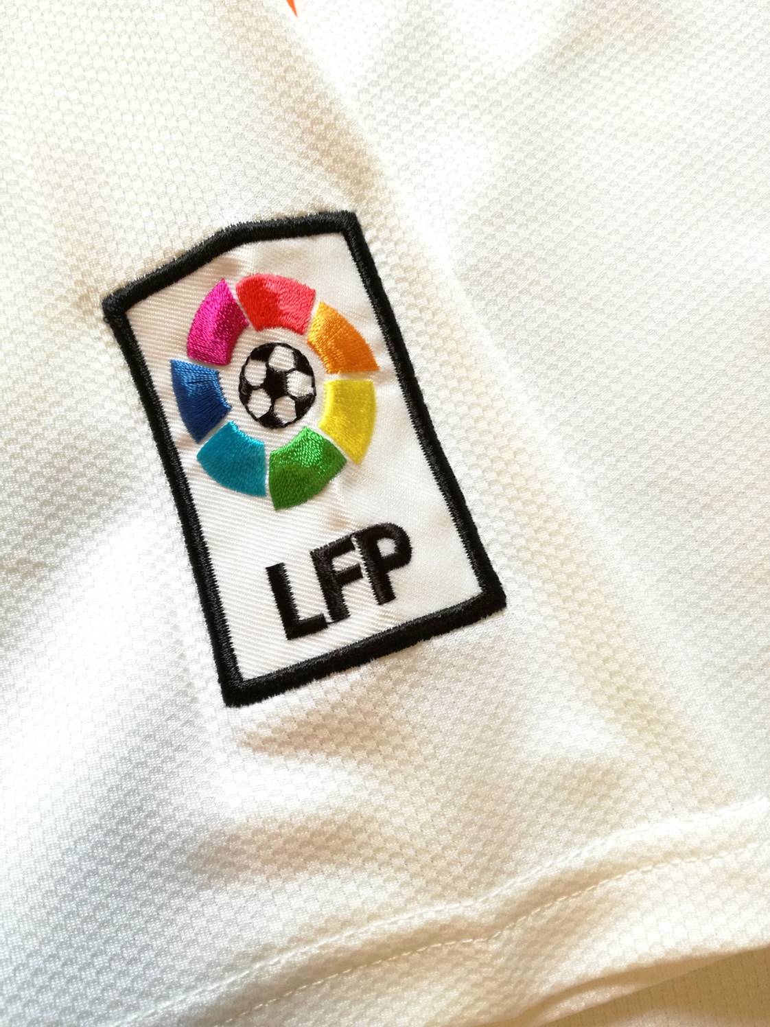 2007/08 Valencia Home La Liga Football Shirt (XL)