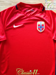 2016/18 Norway Home Football Shirt (S)