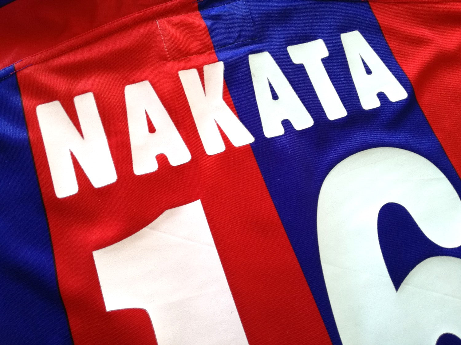 2003/04 Bologna Home Football Shirt Nakata #16 (L)