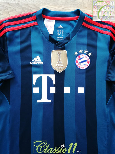 FC Bayern Munich adidas 2010/11 Away Kit / Trikot - FOOTBALL FASHION