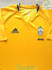 2016/17 Juventus Football Training Shirt (XL)