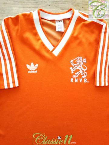 1985/86 Netherlands Home Football Shirt. (M)