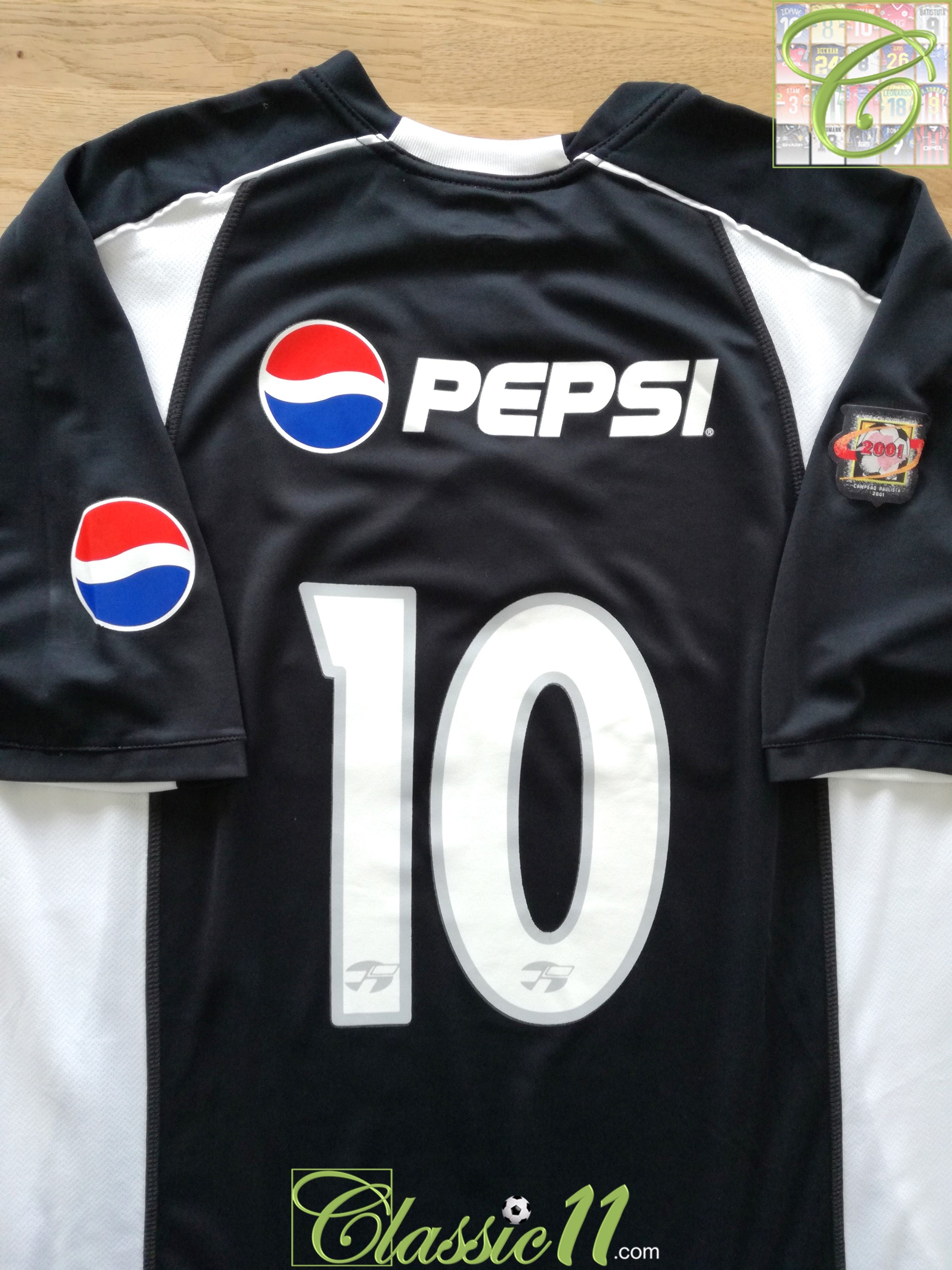 2002 Corinthians Away Football Shirt (Gil) #10 (L)