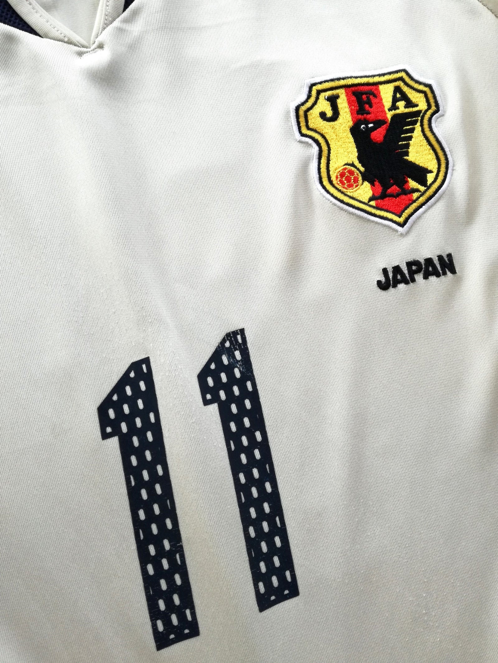 2004/05 Japan Away Football Shirt Misaki #11 (L)