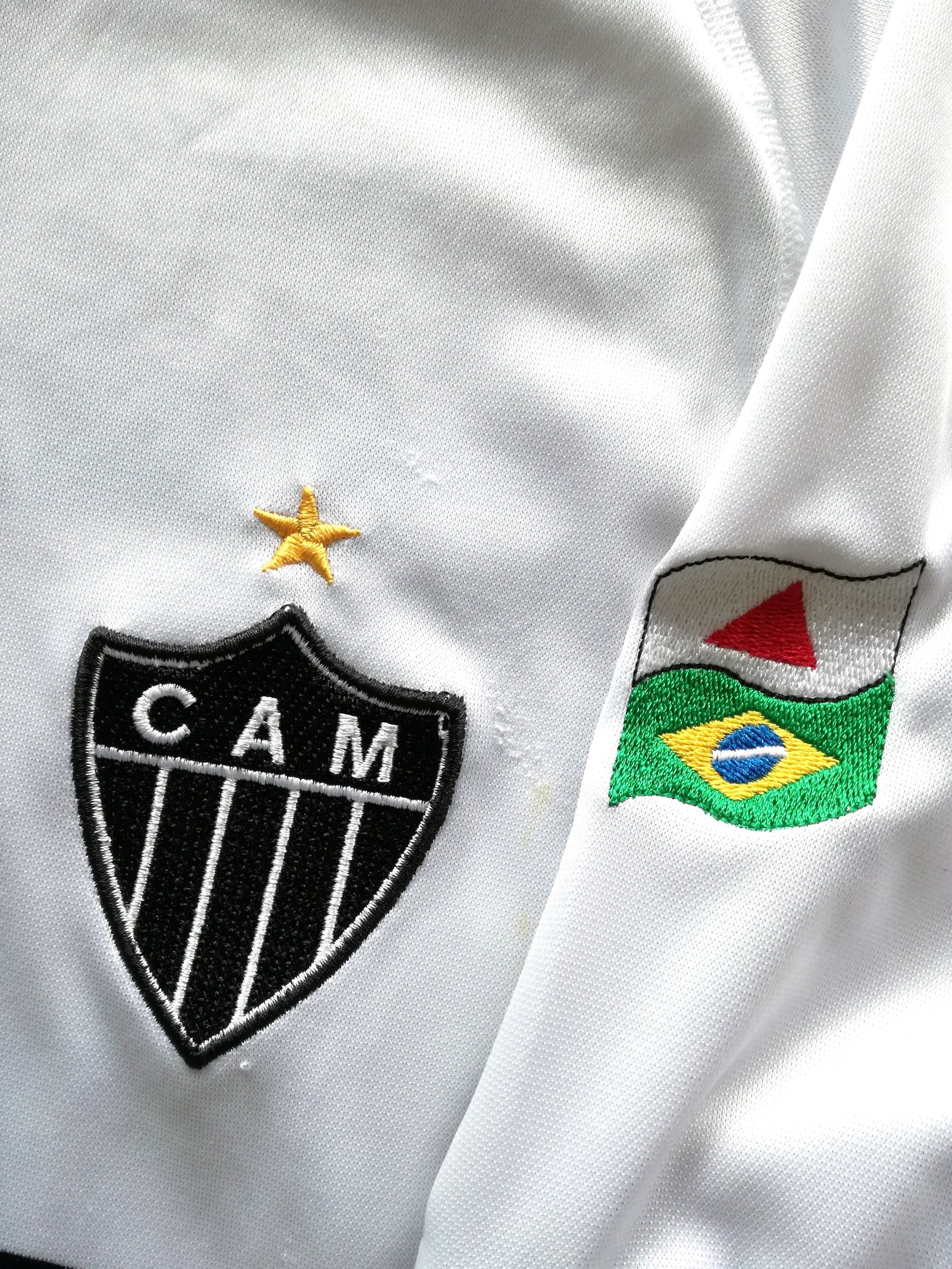 2001 Atletico Mineiro Away Football Shirt #9 (L)