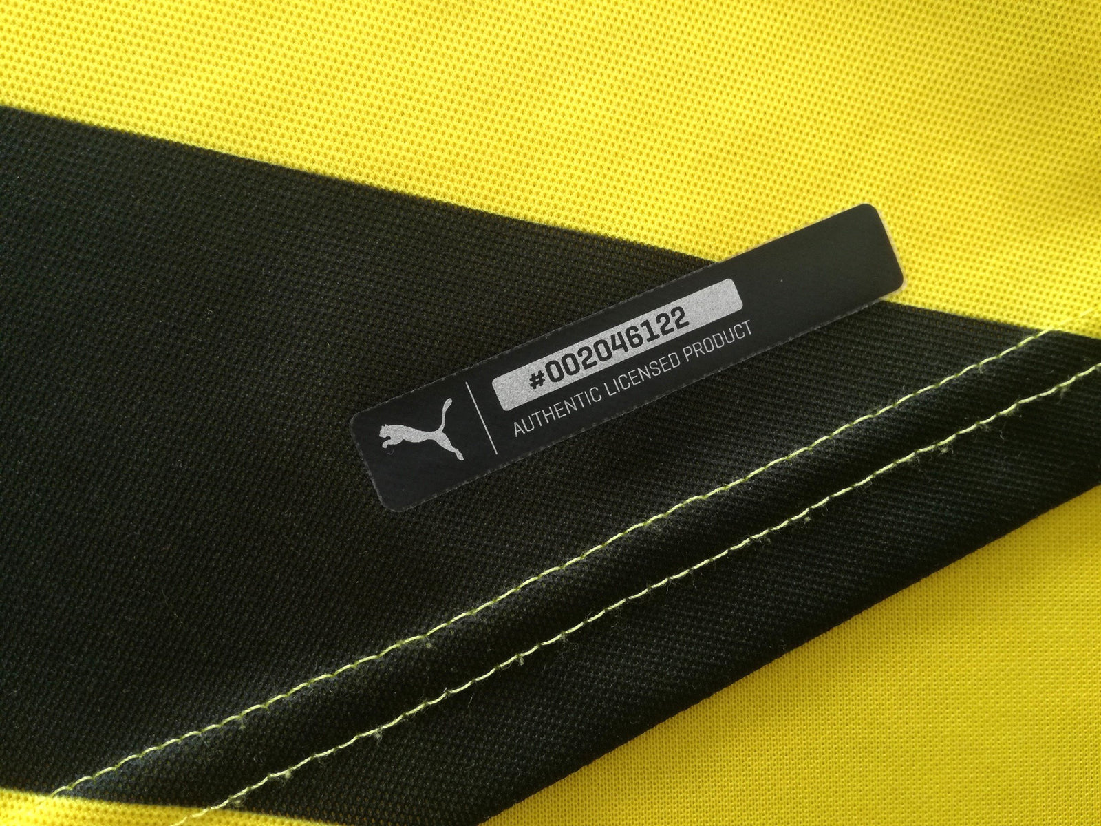 2014/15 Borussia Dortmund Home Bundesliga Football Shirt (M)