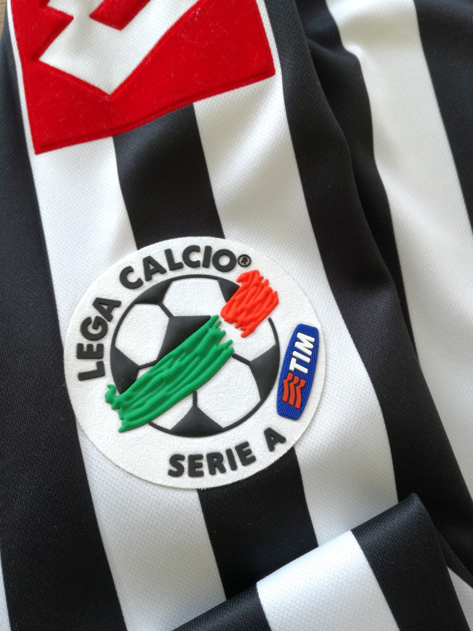 2008/09 Udinese Home Serie A Football Shirt. (XL)