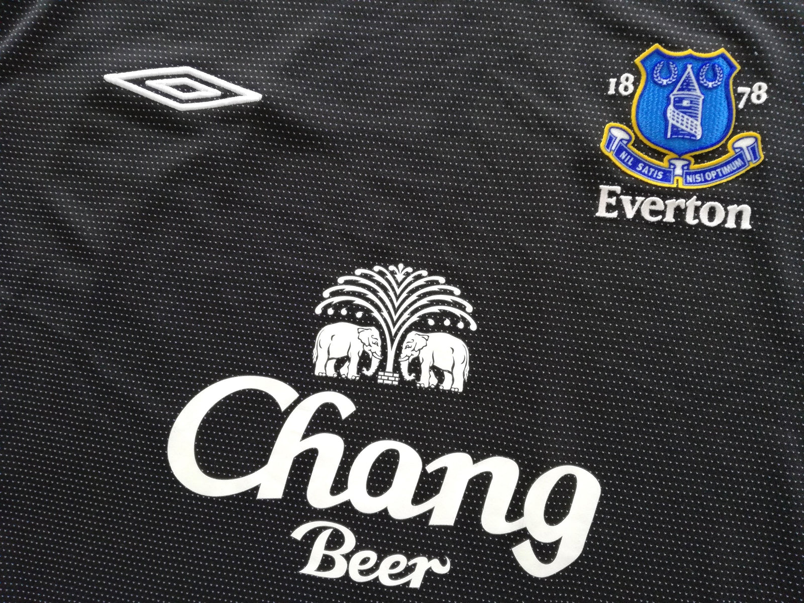 2004/05 Everton 3rd Football Shirt (XL)