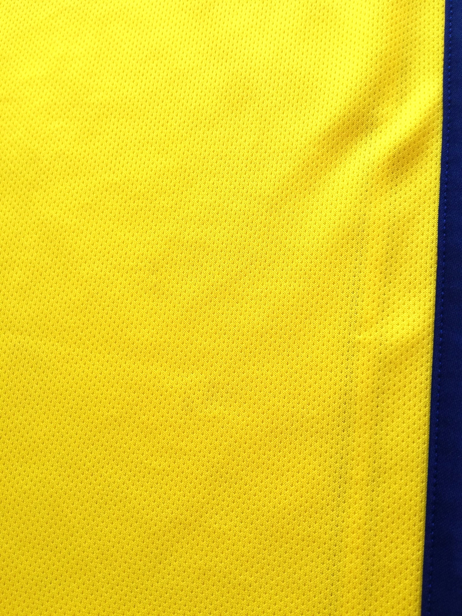 2017/18 Sweden Home Football Shirt (S)