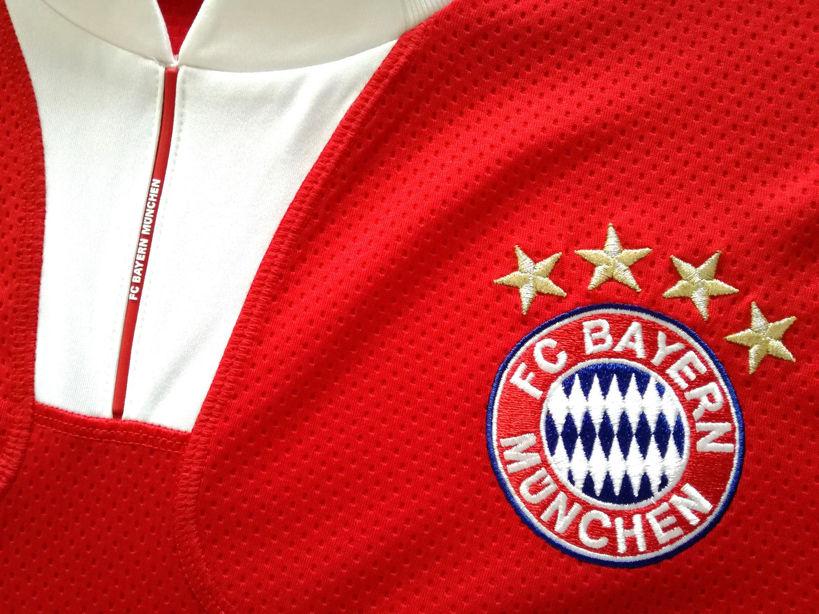 2009/10 Bayern Munich Home Football Shirt (XXL)