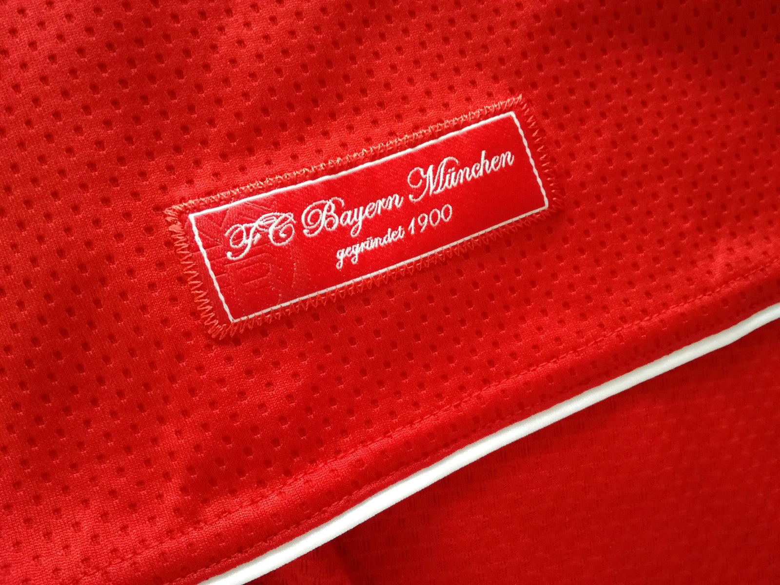 2009/10 Bayern Munich Home Football Shirt (XXL)