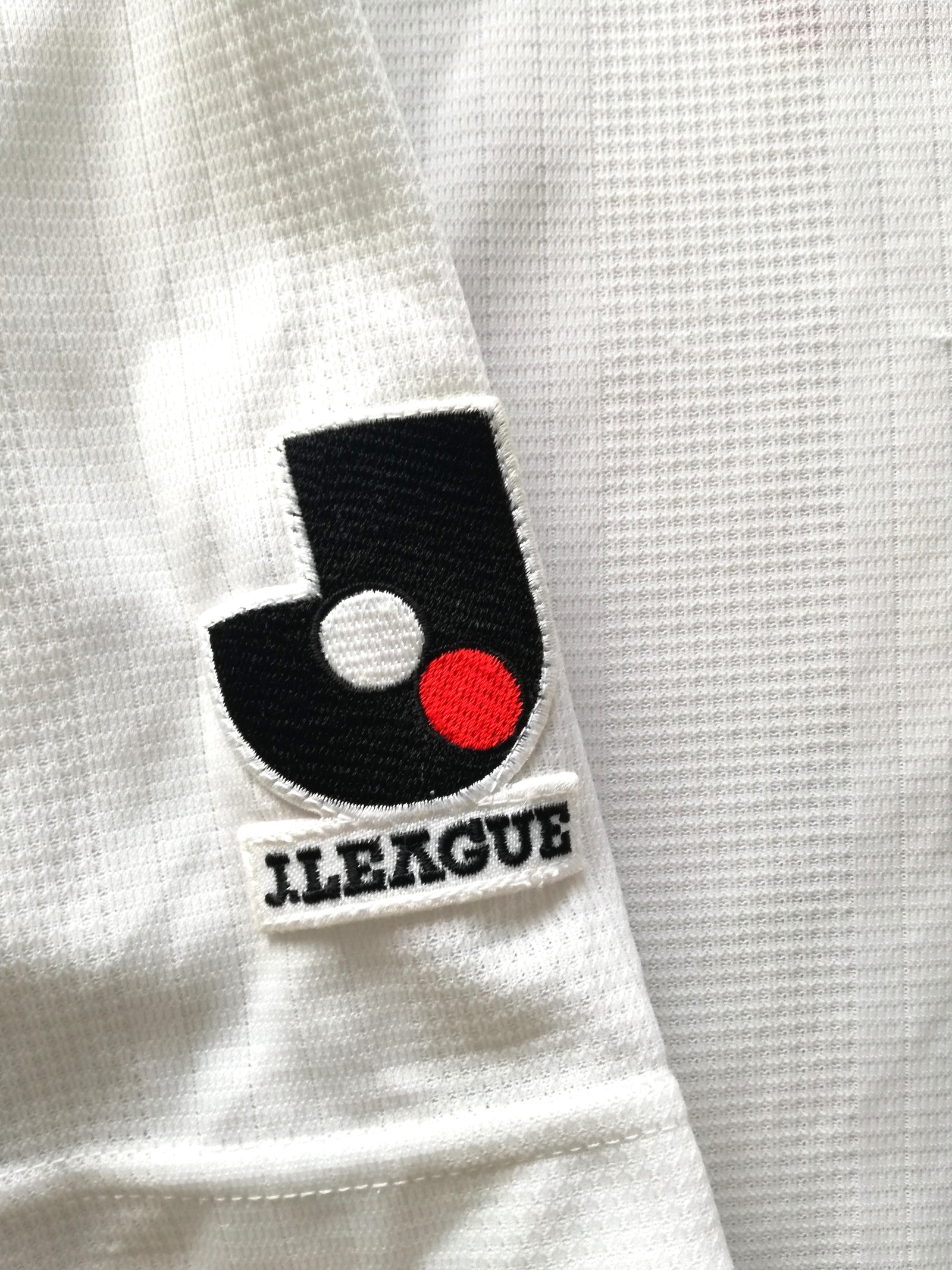 1997 Urawa Red Diamonds Away J.League Football Shirt (Fukunaga) #11 (M)