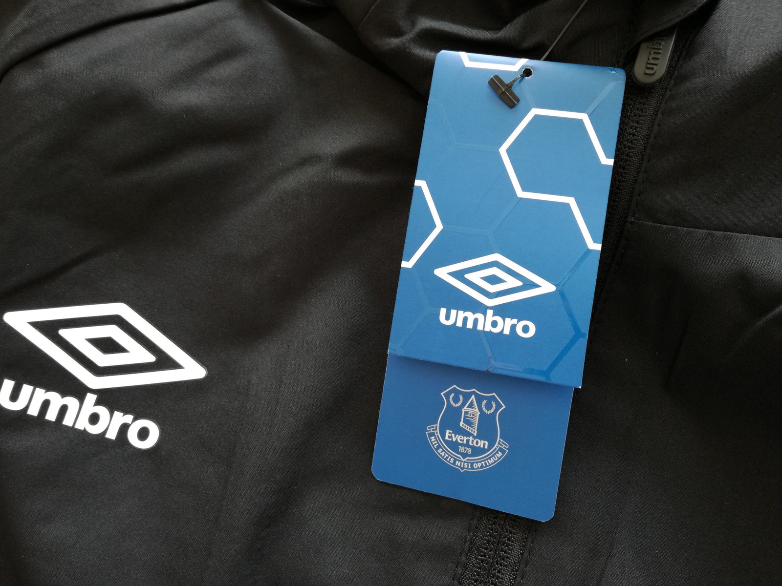 2017/18 Everton Football Rain Jacket (XL) *BNWT*