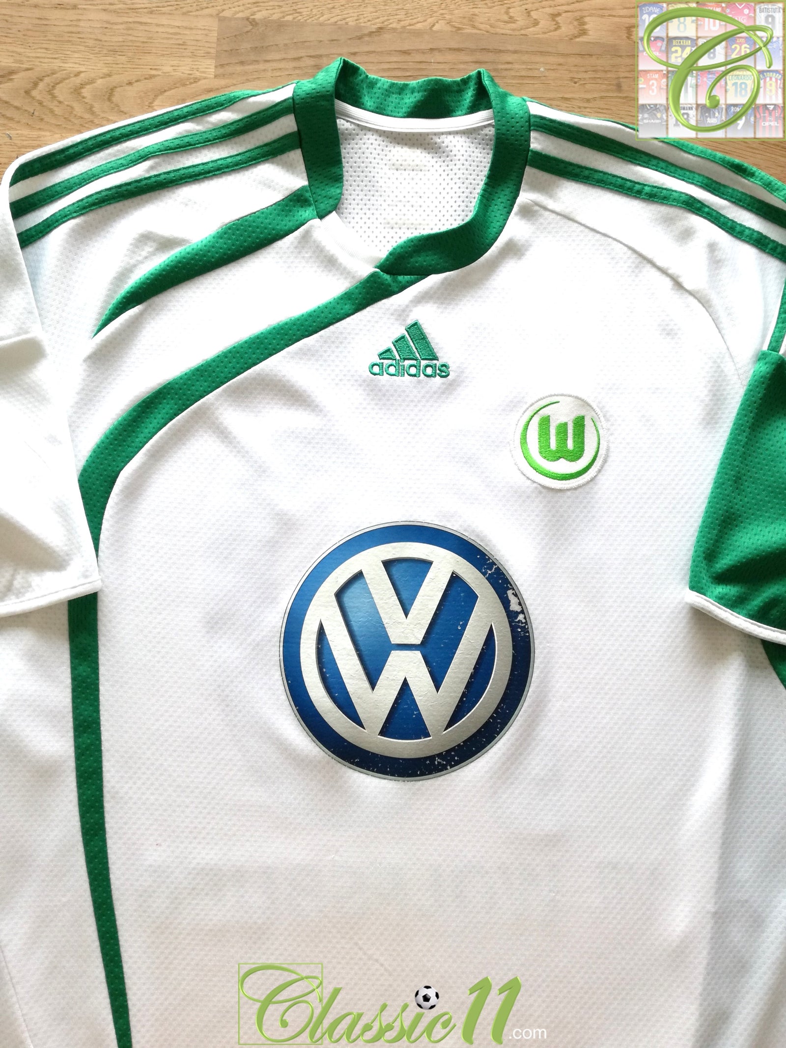 2009/10 Wolfsburg Home Football Shirt Nowak #10 (L)