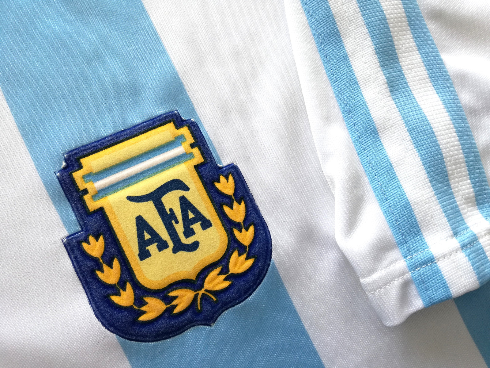 1990/91 Argentina Home Football Shirt (XL)