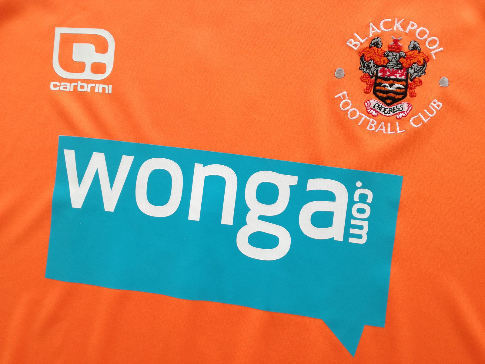 2010/11 Blackpool Home Premier League Football Shirt Holloway #1 (M)