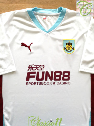 2010/11 Burnley Away Football Shirt (L)