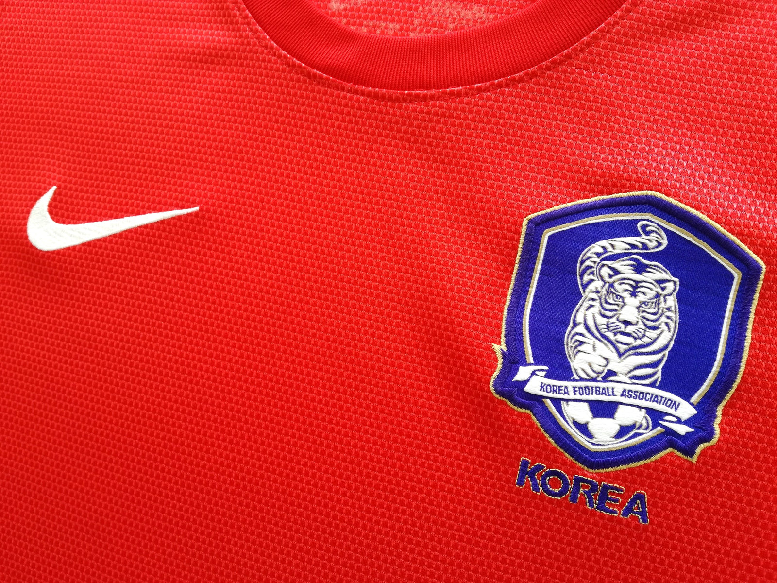 2012/13 South Korea Home Football Shirt (M)