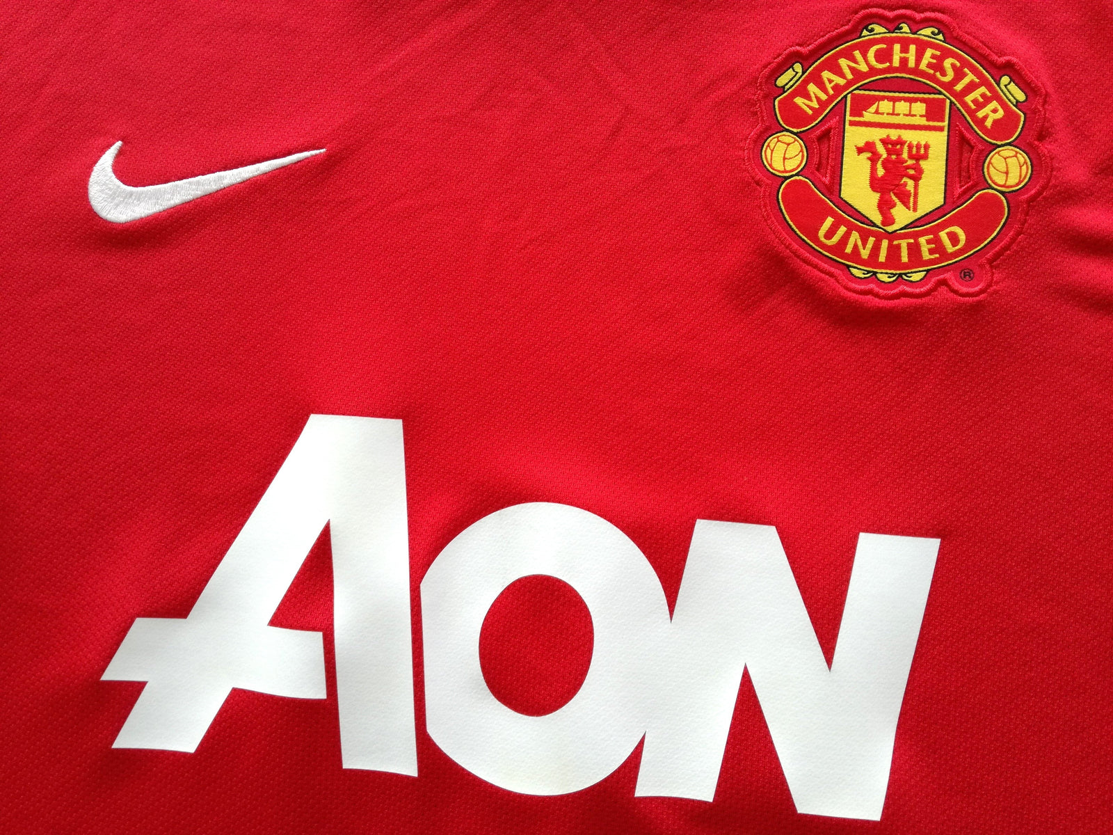 2011/12 Man Utd Home Premier League Football Shirt Cleverly #23 (L)