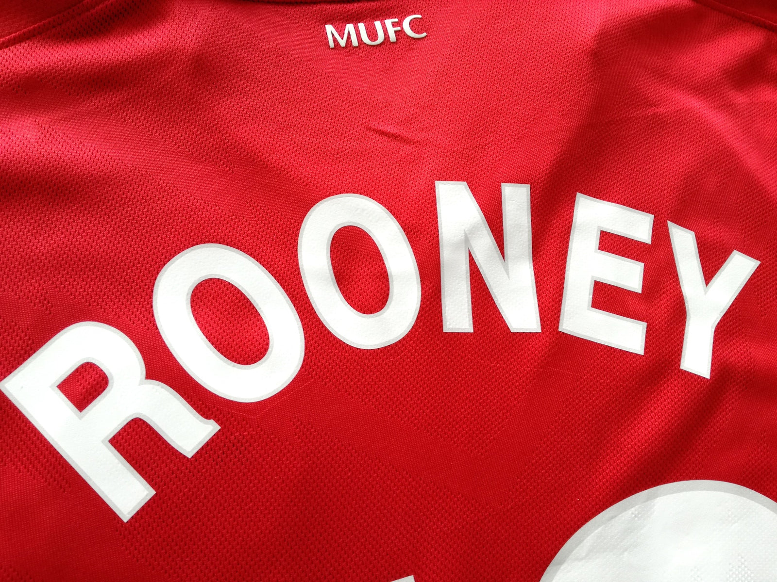 2010/11 Man Utd Home Football Shirt Rooney #10 (L)