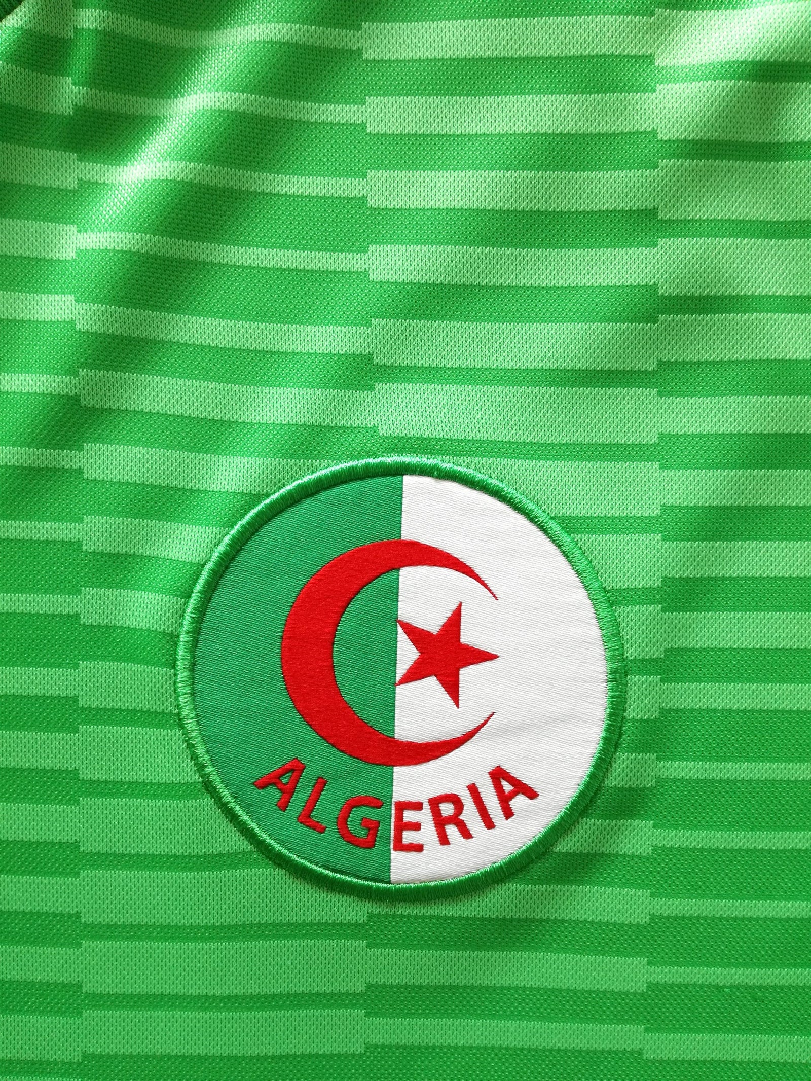 2018 Algeria Away Football Shirt (L)