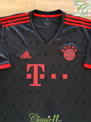 2022/23 Bayern Munich 3rd Football Shirt