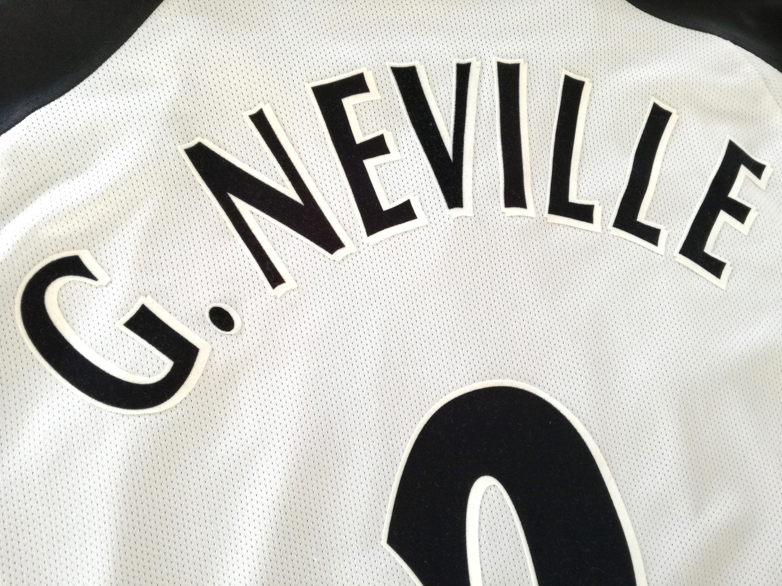 2001/02 Man Utd Away Premier League Centenary Football Shirt G. Neville #2 (S)