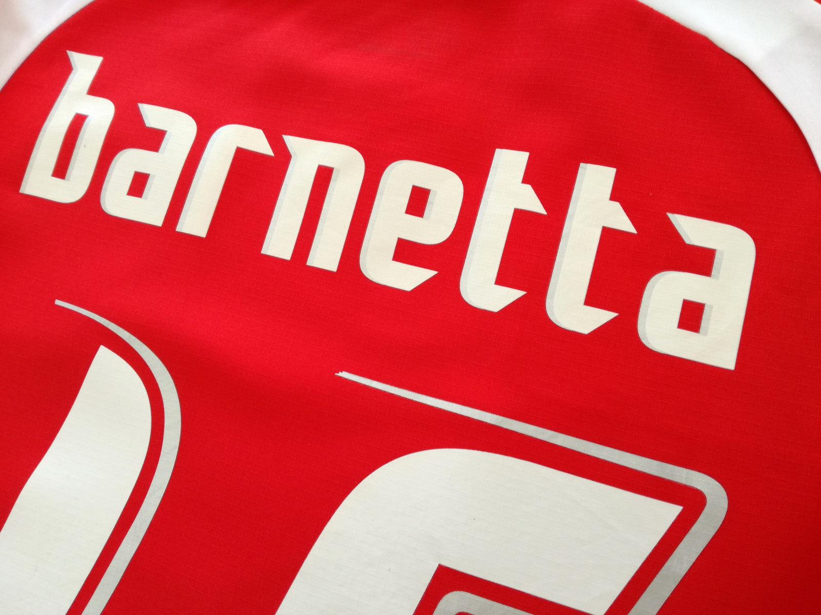 2006 Switzerland Home World Cup Football Shirt Barnetta #16 (S)