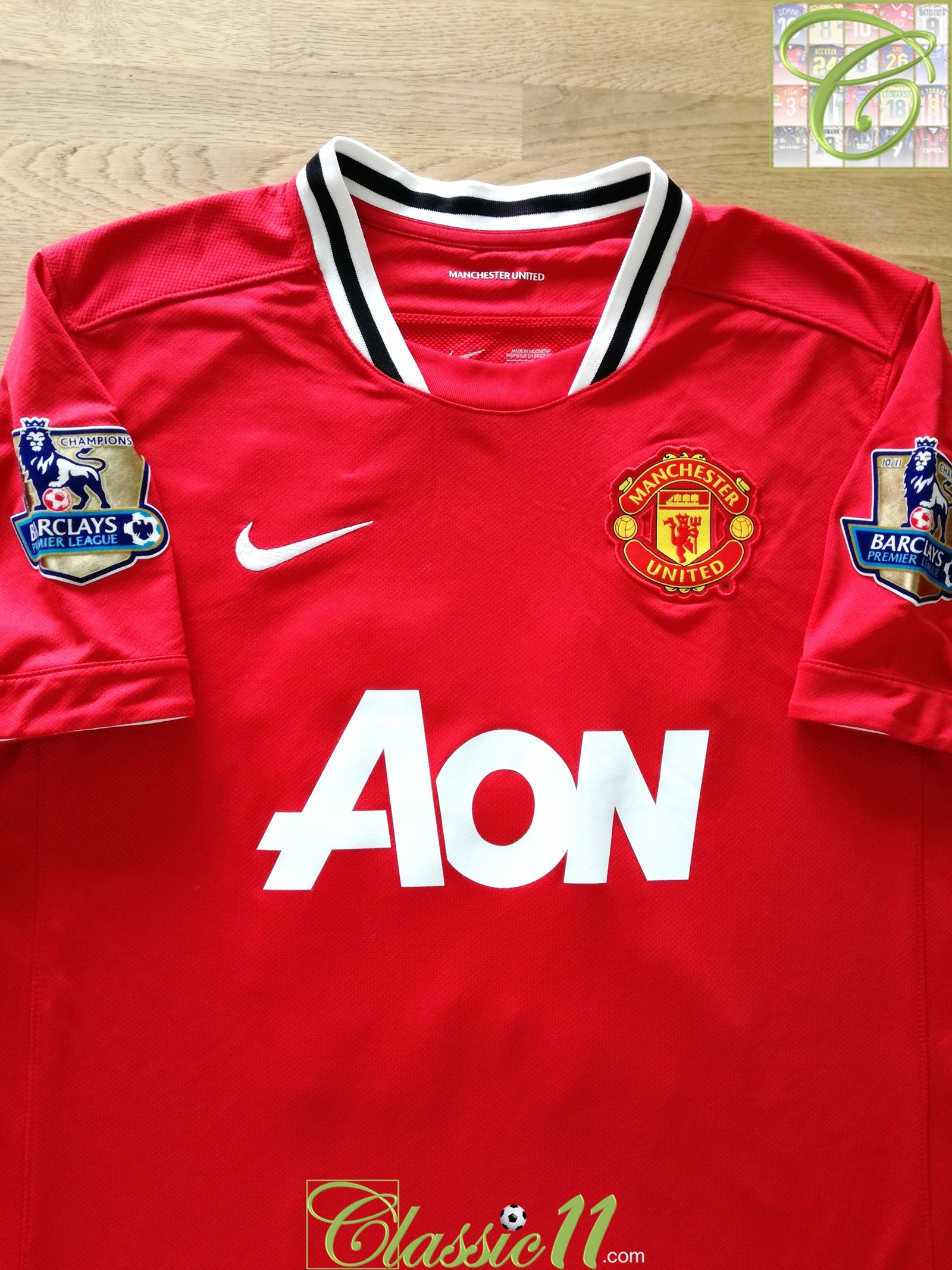 2011/12 Man Utd Home Premier League Football Shirt Cleverly #23 (L)